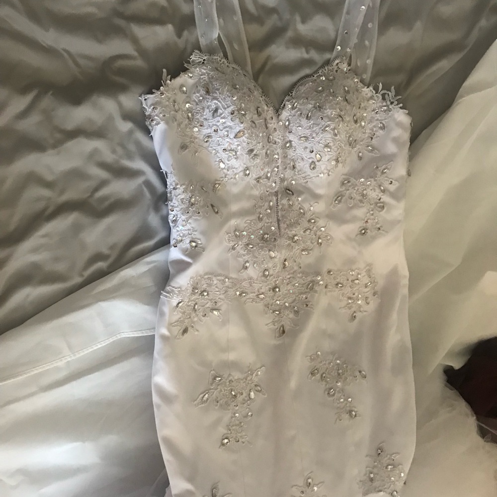 Wedding dress